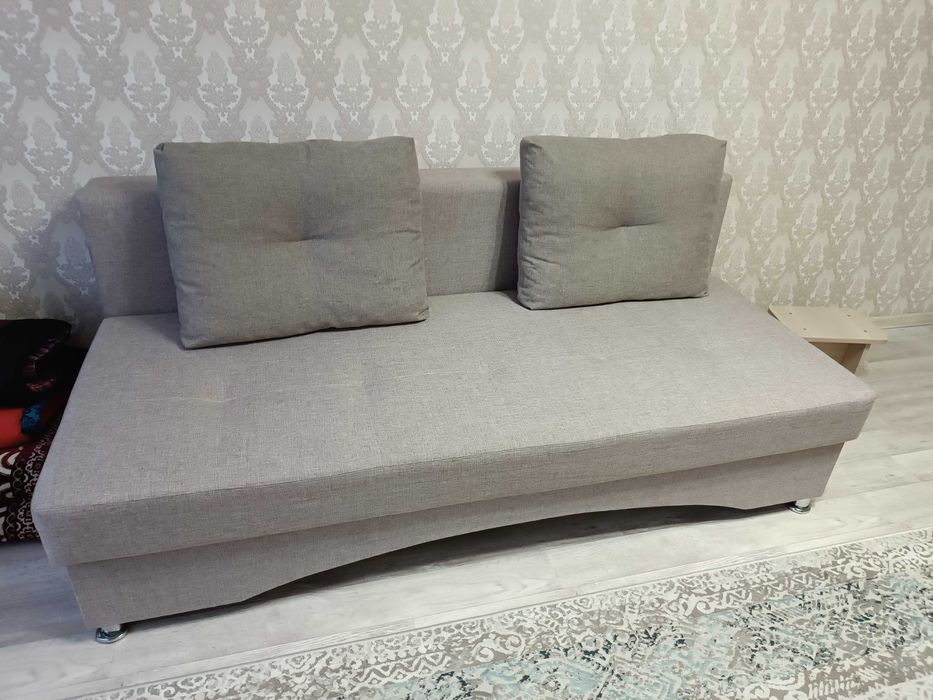 Продам раздвижной диван