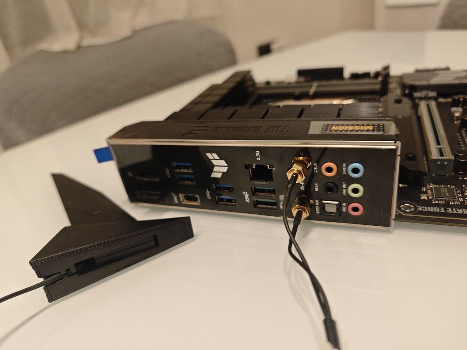 Дъно Asus tuf h770 pro wi-fi, CPU i5 13600KF, ram G.SKILL 32GB