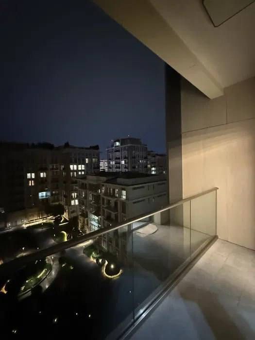 Срочно продается 2 ком квартира ЖК Mirabad avenue сремонтом гос Россия