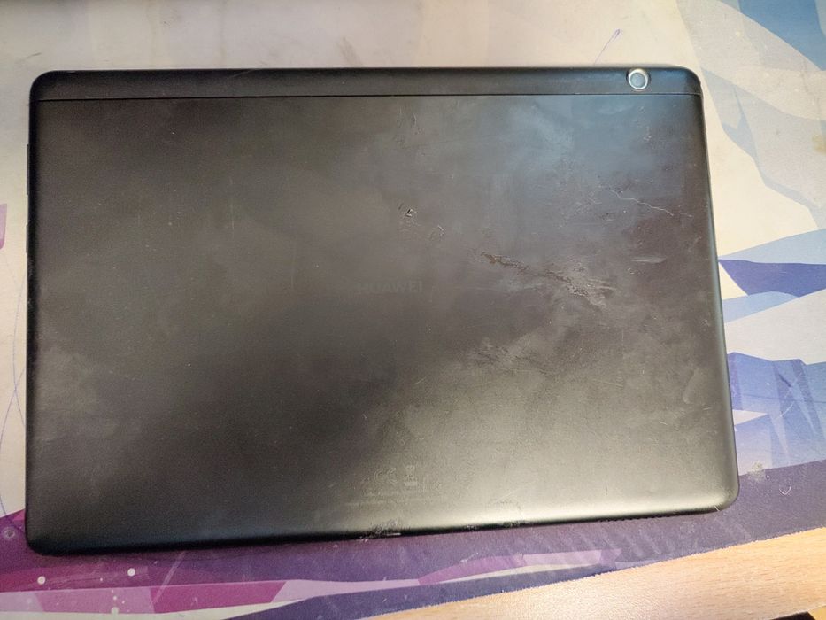 Vând tableta Huawei matepad t5 10 inch