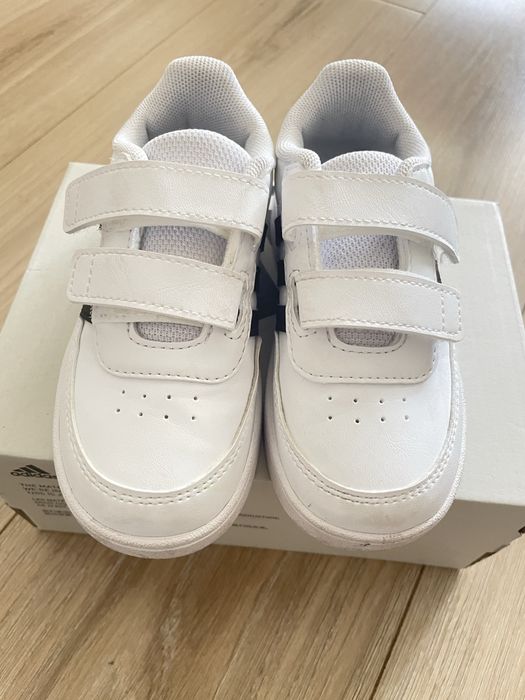 Adidas marimea 26