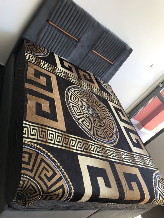 Versace и Chanell, луксозна покривка за легло