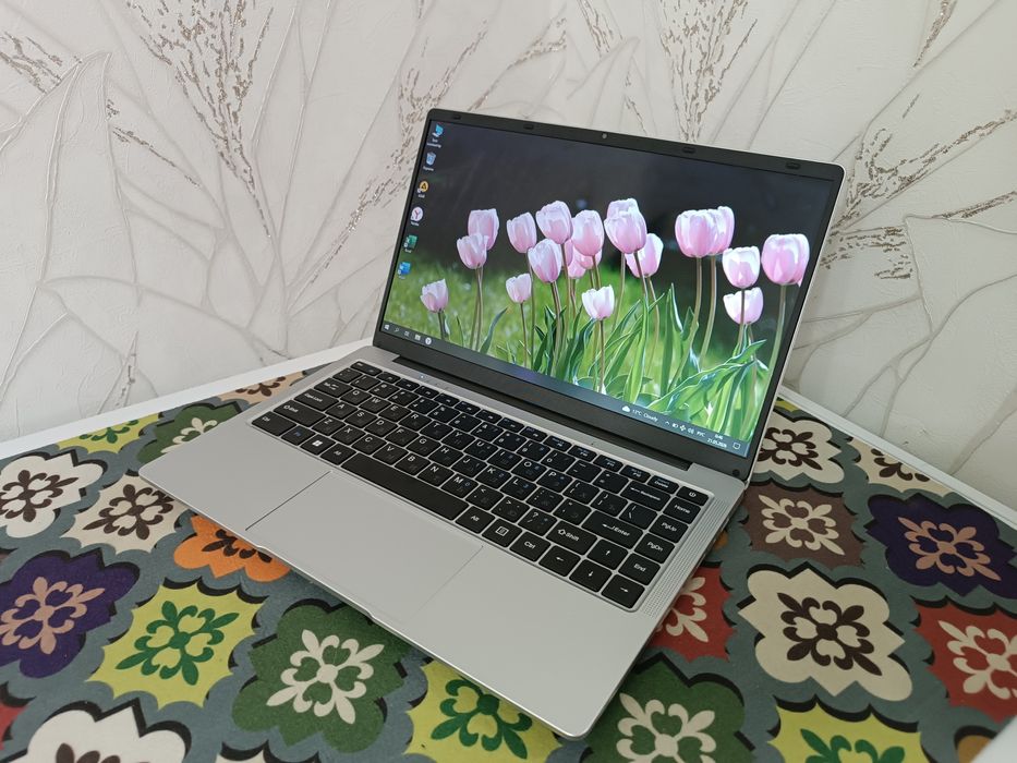 Ноутбук HYDRA 2025 Windows 10 Pro ssd m.2 .