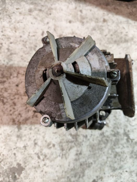 Электро двигатель