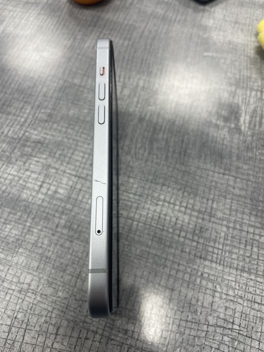 Айфон 15 в отличном состоянии!