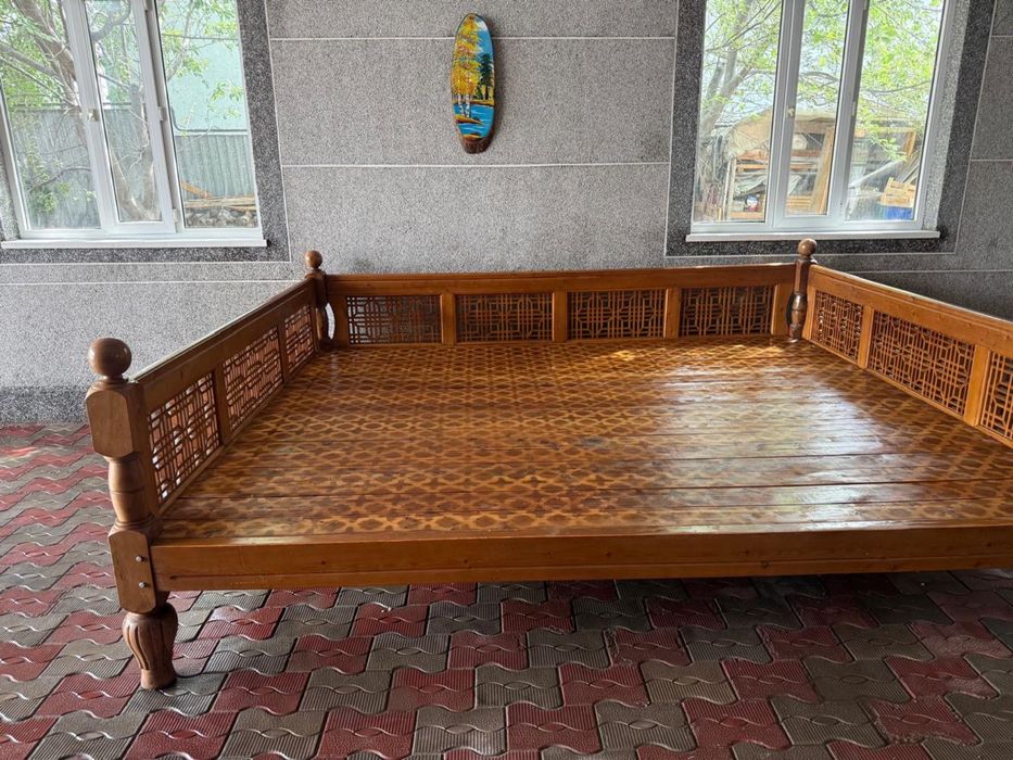 Продам деревянный топчан