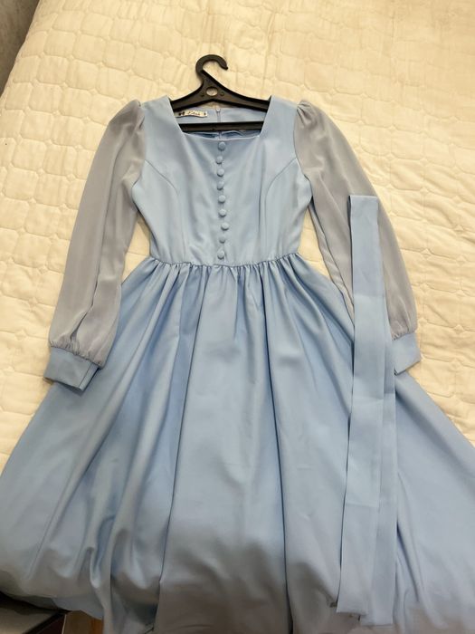 Платье вечерное / платье