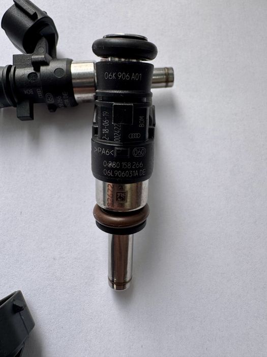 Injectoare NOI Originale VW Audi Skoda Seat 06L906031D 06L906031A 2.0 TSI 1.8 TSI