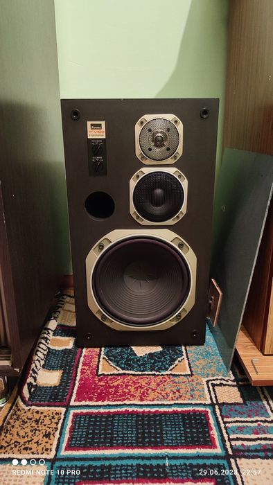 Продается акустика sansui sp-v100