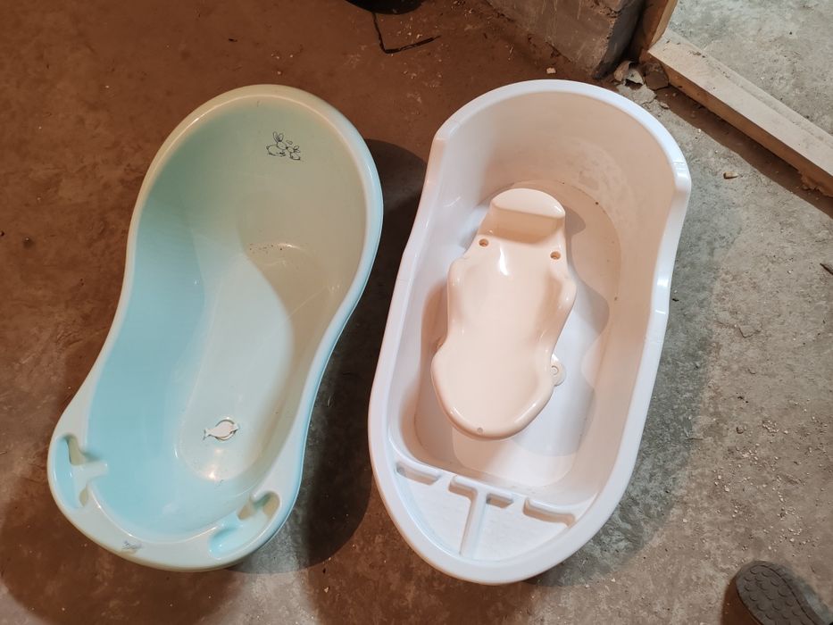 Продам детское. Коляска,шезлонг,ванночка