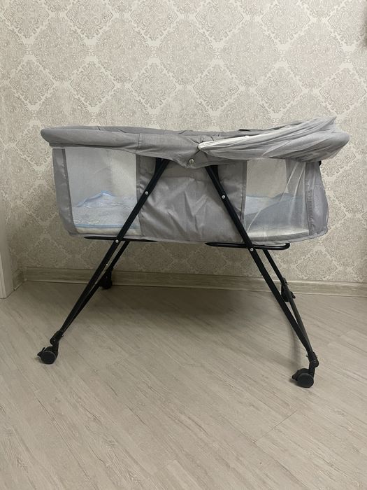 Продам манеж