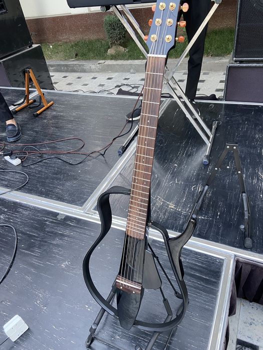 Yamaha slg 110s black