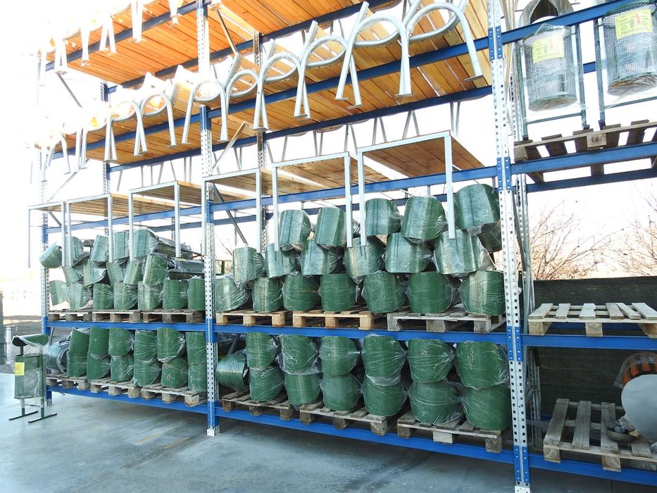 Cos gunoi ,parcuri ,primarii, stradale banci parcuri centre comerciale