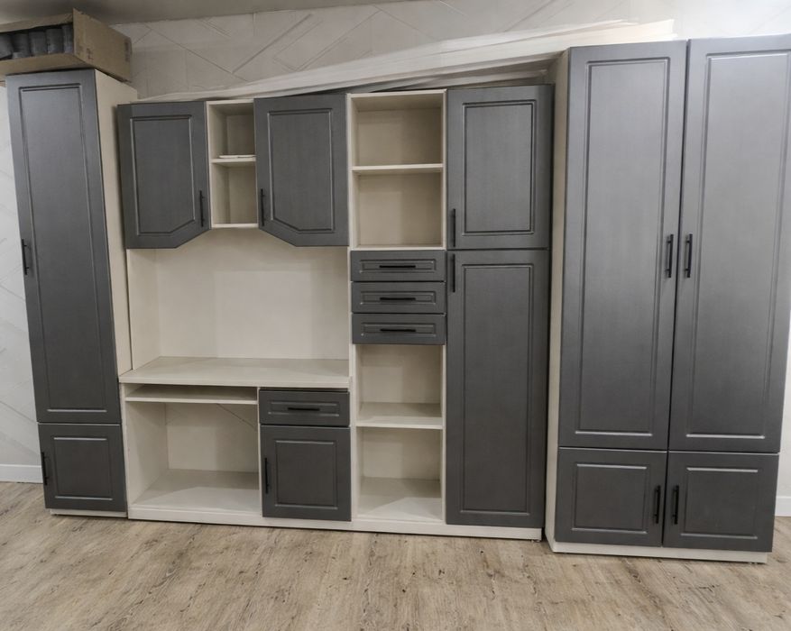 Продам стенку...