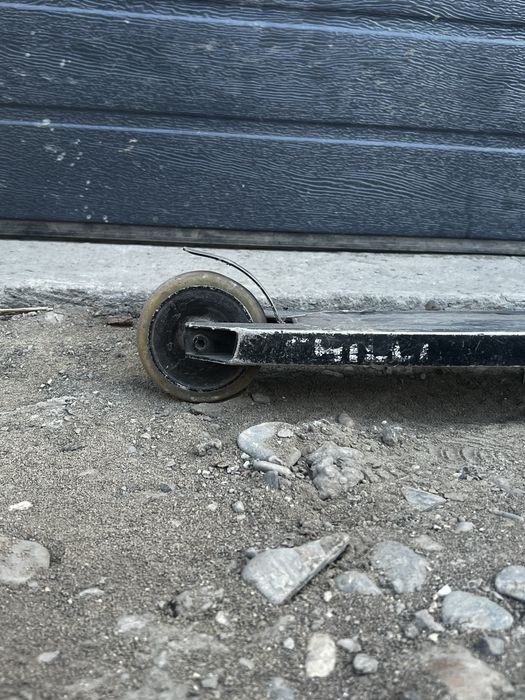 Продам самокат чилли дешево