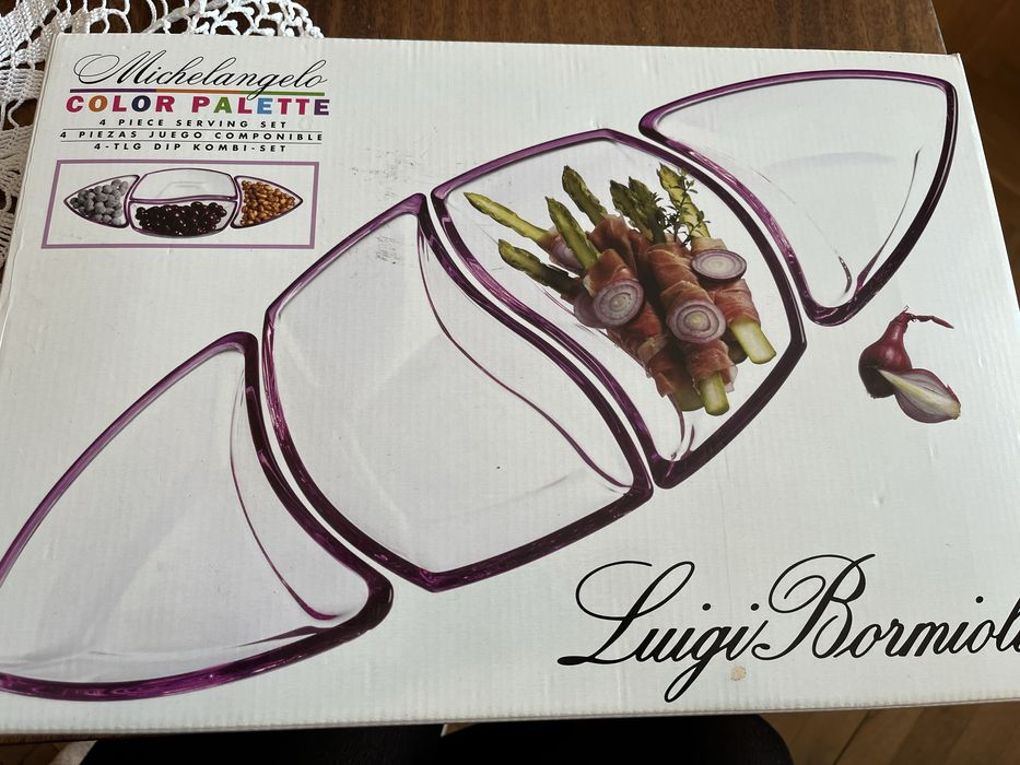 Нов, неотварян Комплект за предястия на Luigi Bromioli