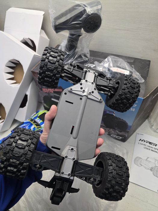 RC Количка MJX Hyper Go 14208 70KM/H Brushless RC Car Offroad Бъги
