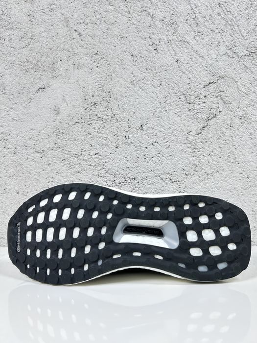 Adidas Ultraboost Black