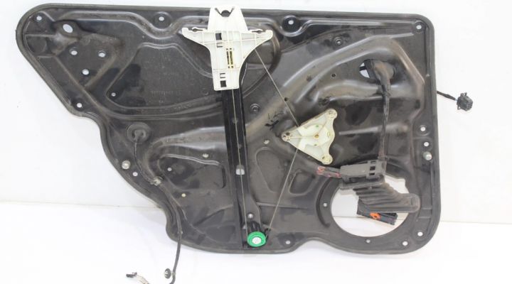 Ansamblu macara geam electrica  dreapta spate 3C4839756H Volkswagen V