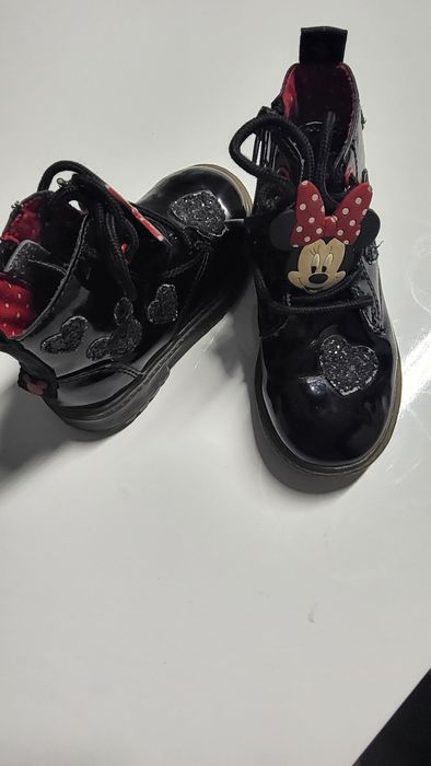 Ghetute Minnie cu lumini