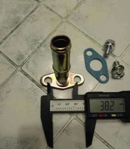 Фланец с тръбичка за оттичане на маслото на турбо GT25,GT28,GT30,GT35