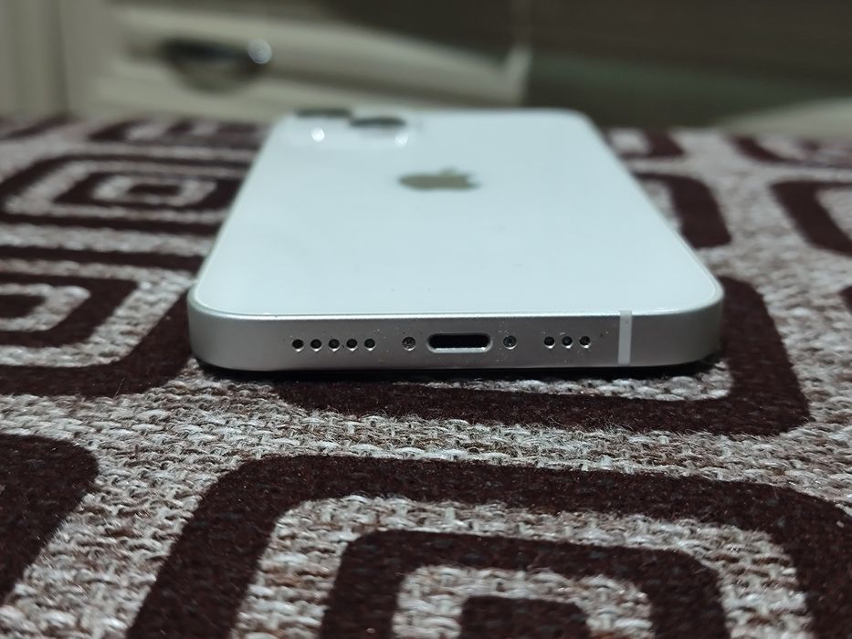 Продается iphone 13 128