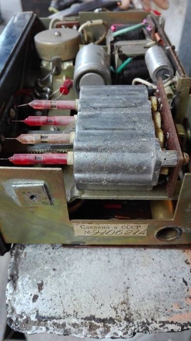 Авторадио Blaupunkt Car 300,руско АТ-64