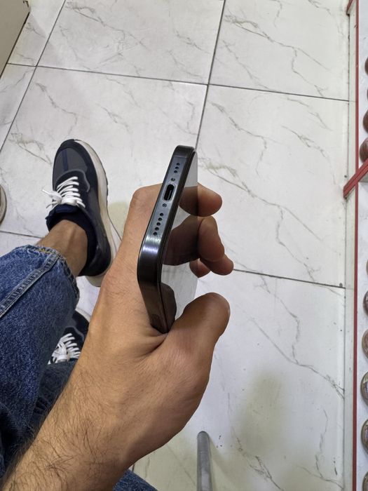 Iphone 16 pro  256 ideal 1 sim 1esim