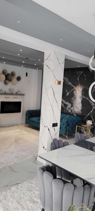 Vând duplex ultrafinisat