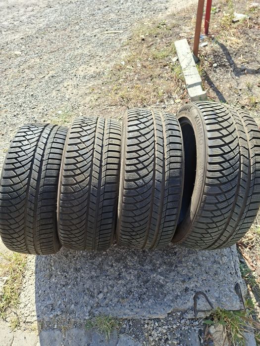 Продам шины. 215/45/17 кумхо