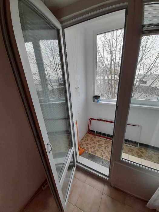 Дава се под наем Едностаен апартамент в Бургас, Изгрев - 45 кв.м за 150 € - Снимка #7