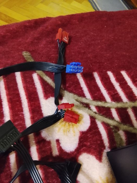 Sursa n,joy 500w impecabilă