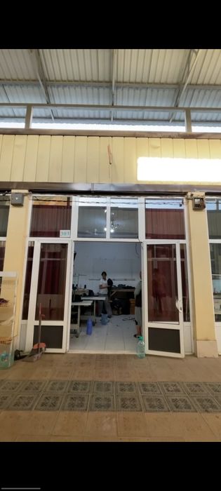 "Arabon" Savdo majmuasida Doʻkon sotiladi