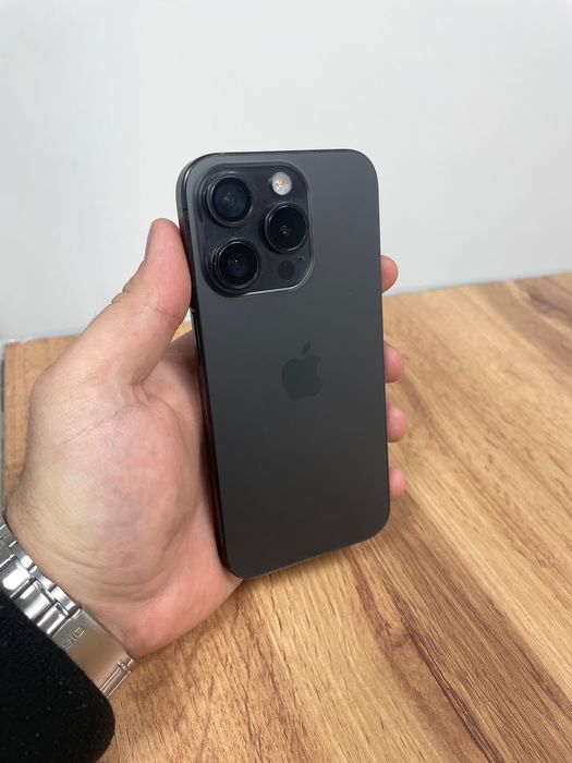 iPhone 15 PRO  256гб