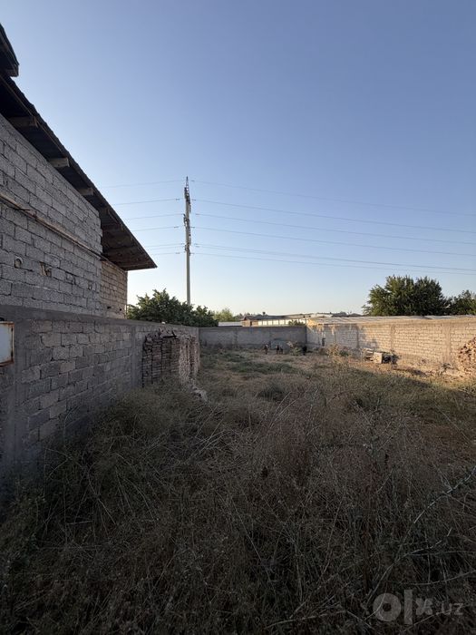 Nazarbek xarakata 3.6 sotix yer sotiladi