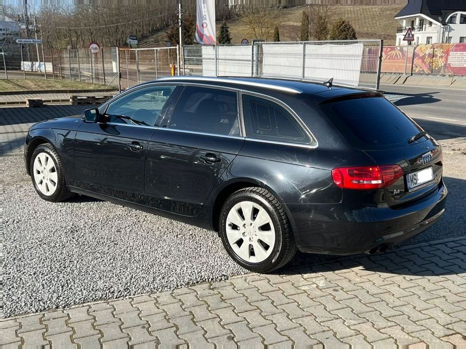 AUDI A4 Avant 2013 — imagine 4