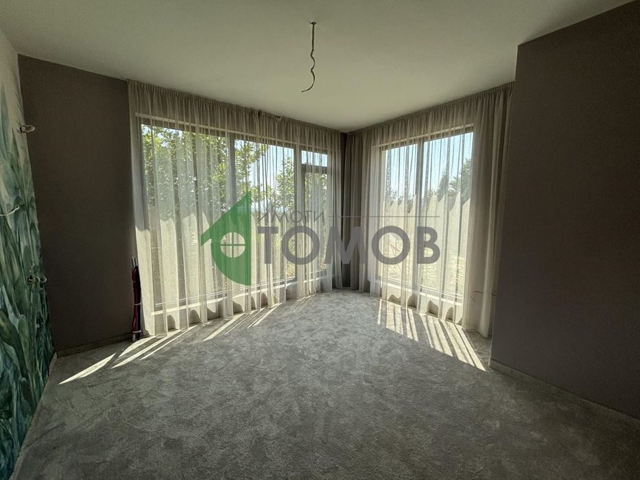 Бутикова двуетажна къща в близост до Стара Загора