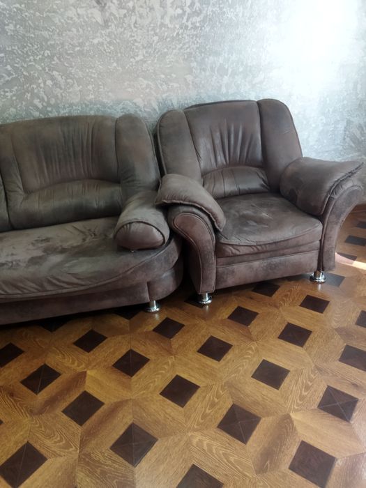 Продам угловой диван.