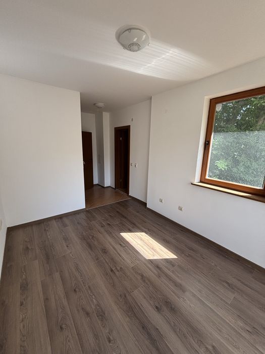 Студио в жилищна сграда