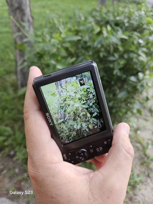 Sony Cyber-Shot цифровой фотоаппарат
