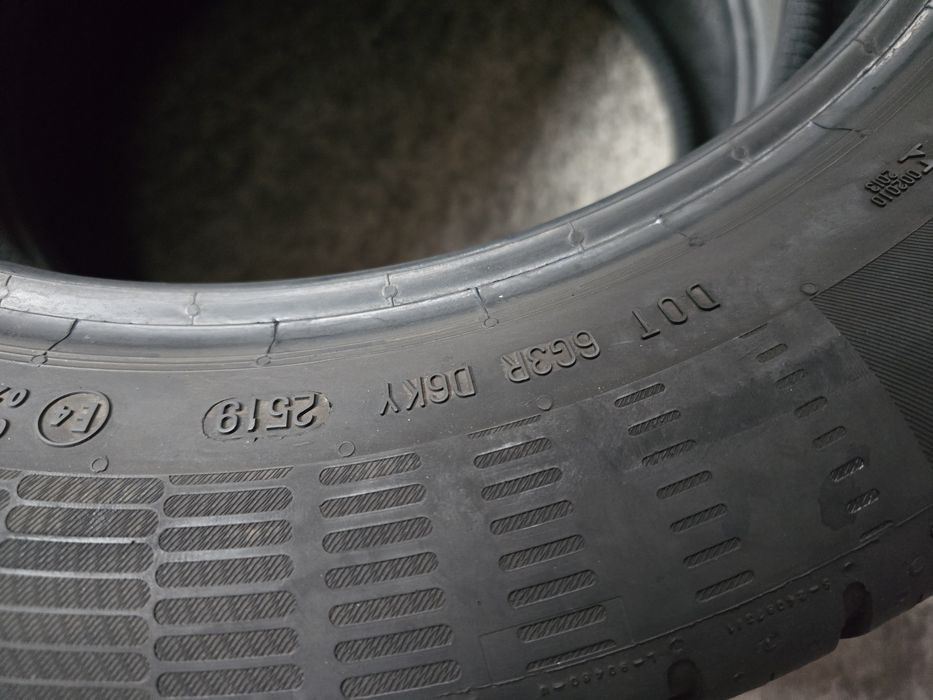 Continental 215/55 R17 94V vară