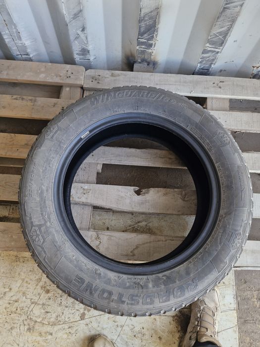 Шины один летний две липучки