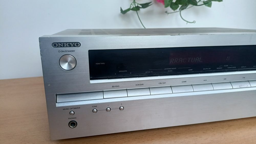 Vand receiver Onkyo HT-R558