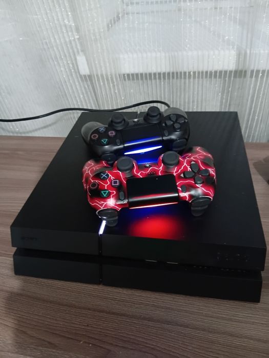 Продам ps4 прошытая