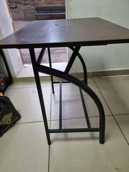 Компьютерные стол