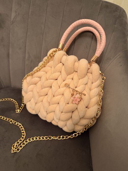 ръчно плетена чанта