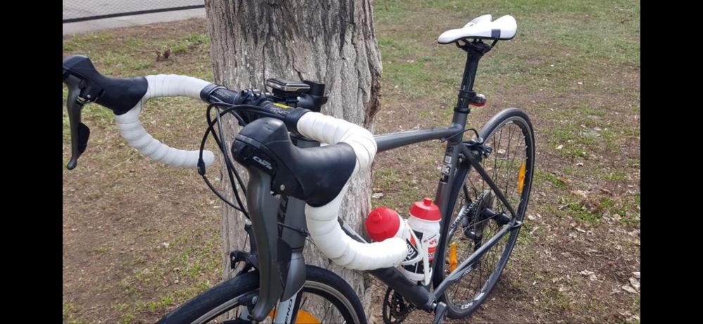 Срочно продается шоссейник Giant