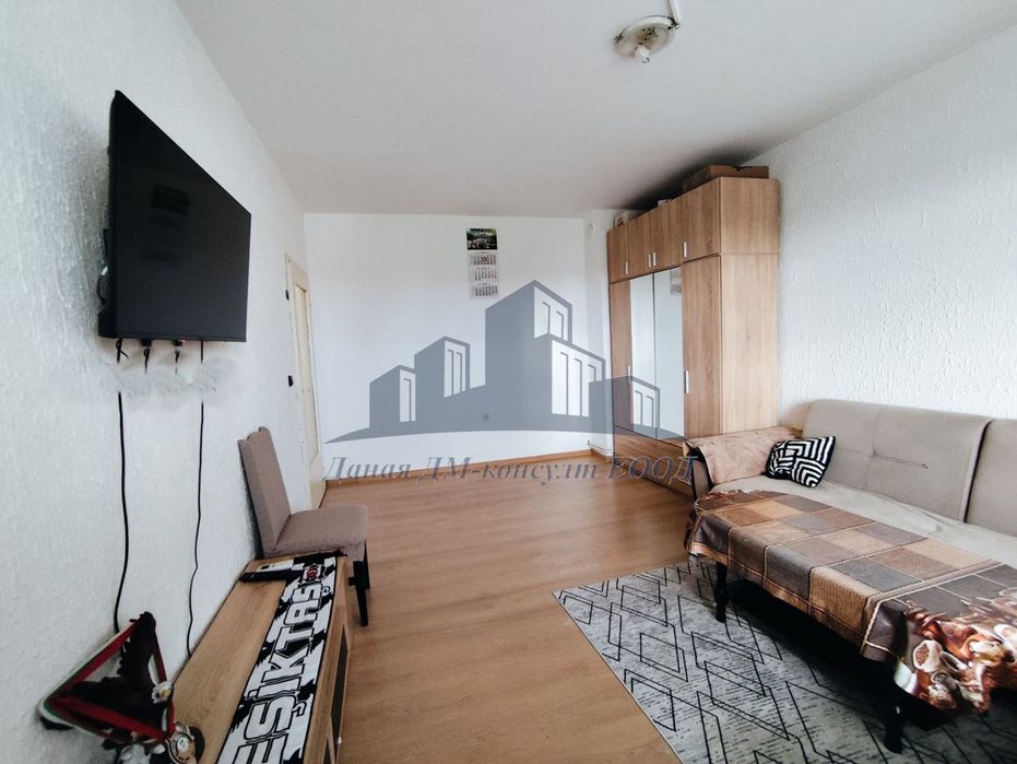 Продава се Тристаен апартамент в Нови пазар - 72 кв.м за 815 €/кв.м - Снимка #1