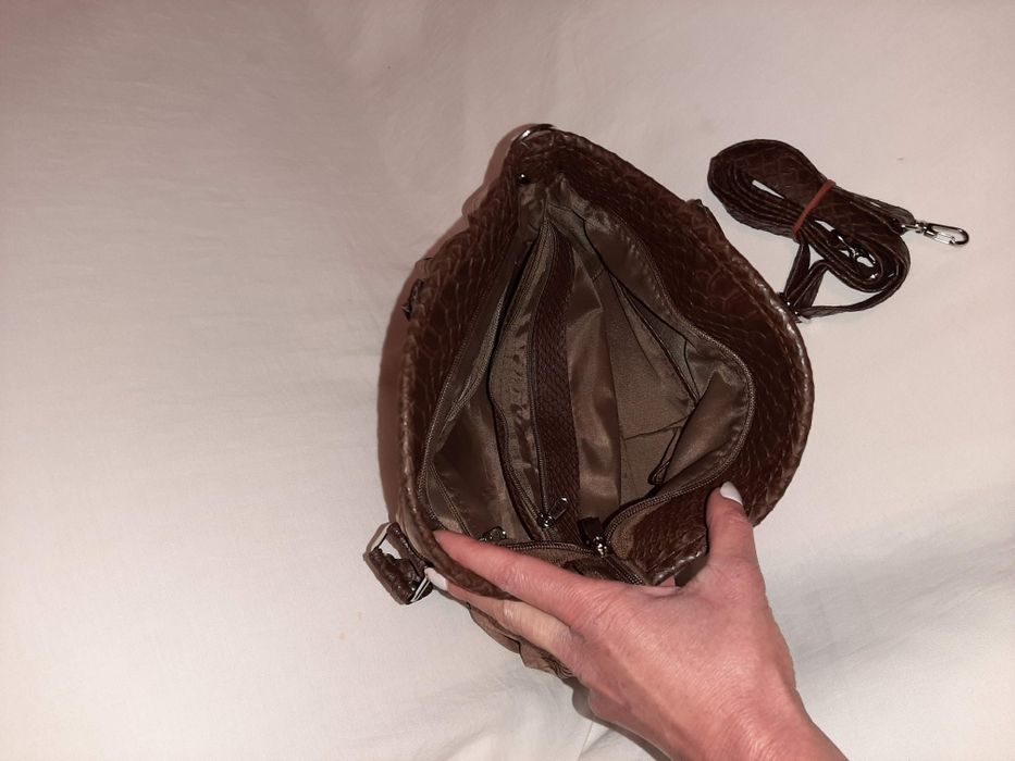 Нова дамска чанта