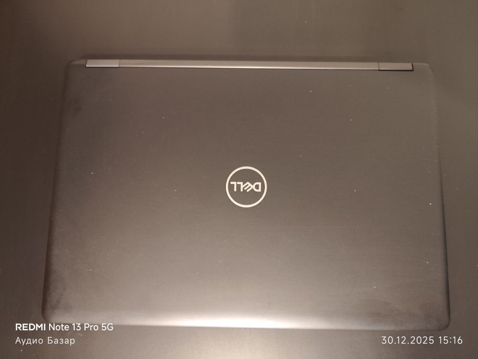 Продавам Dell Latitude 5491